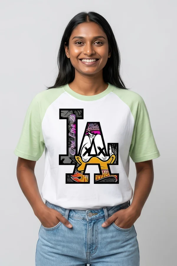 LA Daffy raglan sleeve t-shirt in pastel green - front view