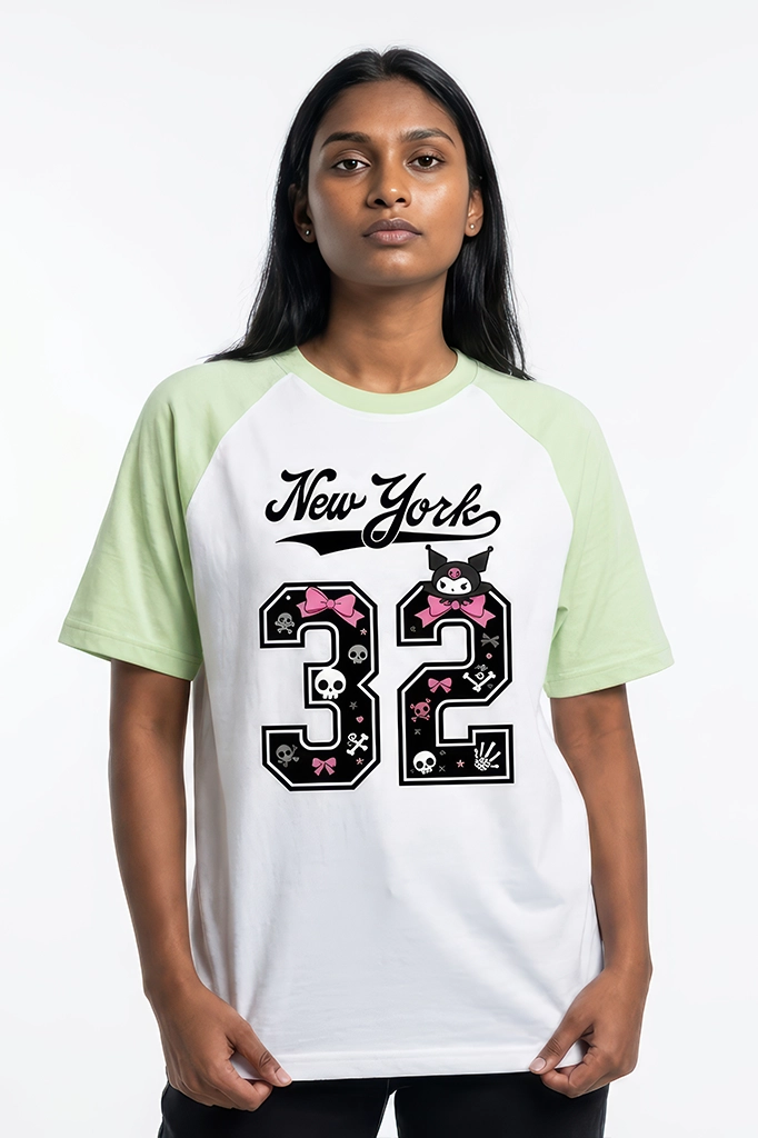 New York 32 Varsity Skulls Raglan T-Shirt – Pastel Green Sleeve